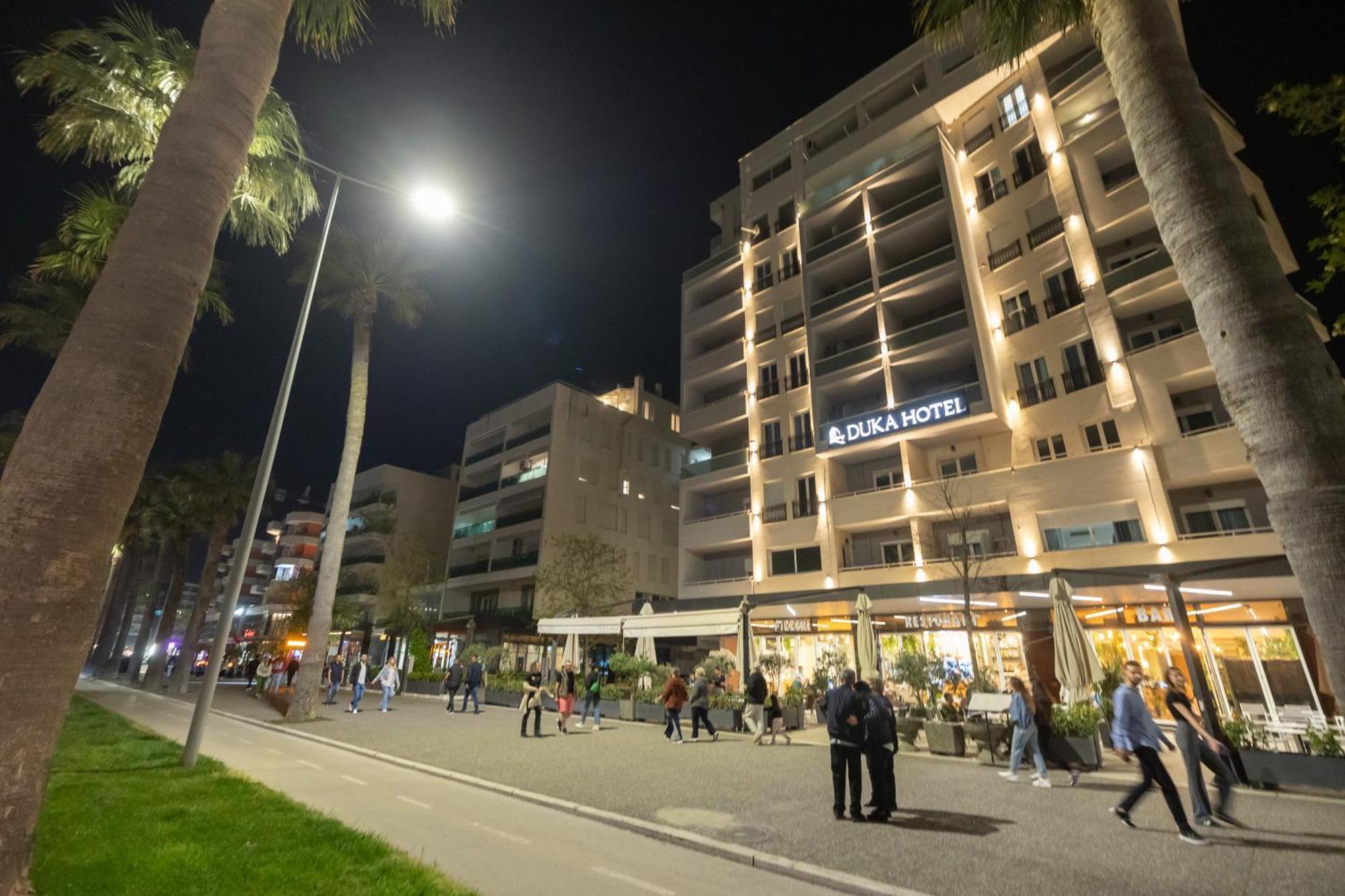 Duka Hotel Vlorë Exteriör bild