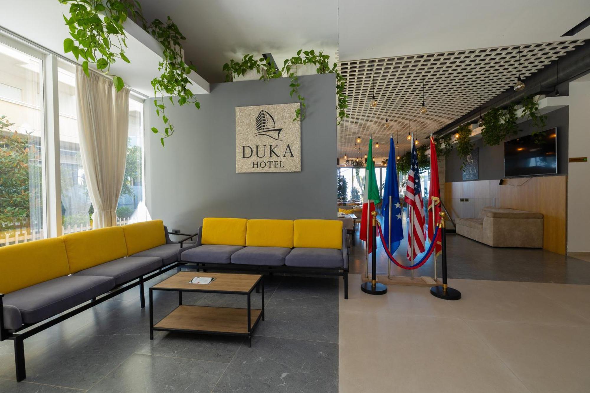 Duka Hotel Vlorë Exteriör bild